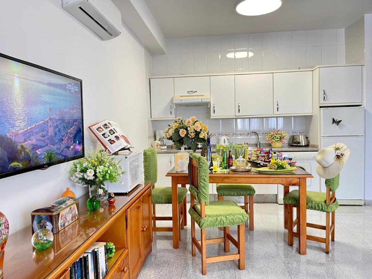 Emycanarias Holiday Homes Vecindario مْبيسينداريو المظهر الخارجي الصورة