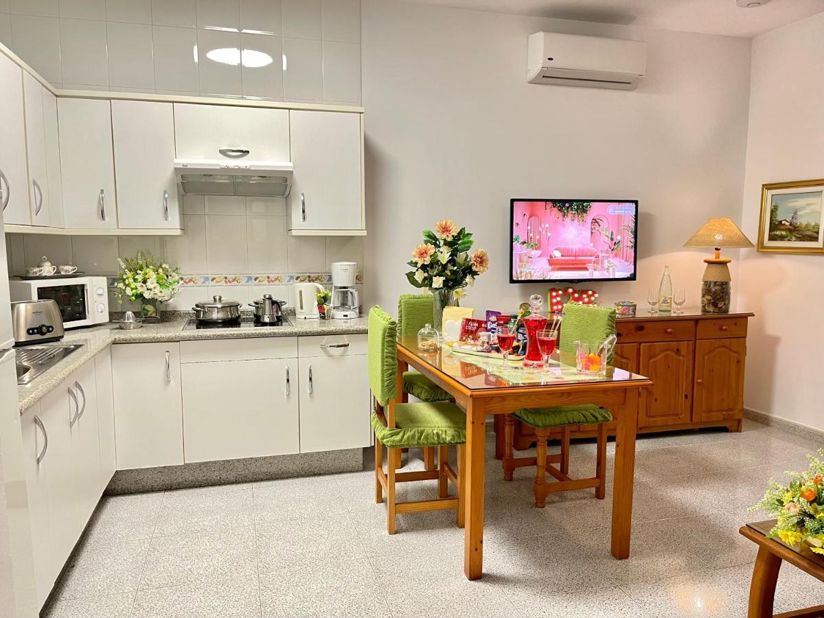Emycanarias Holiday Homes Vecindario مْبيسينداريو المظهر الخارجي الصورة