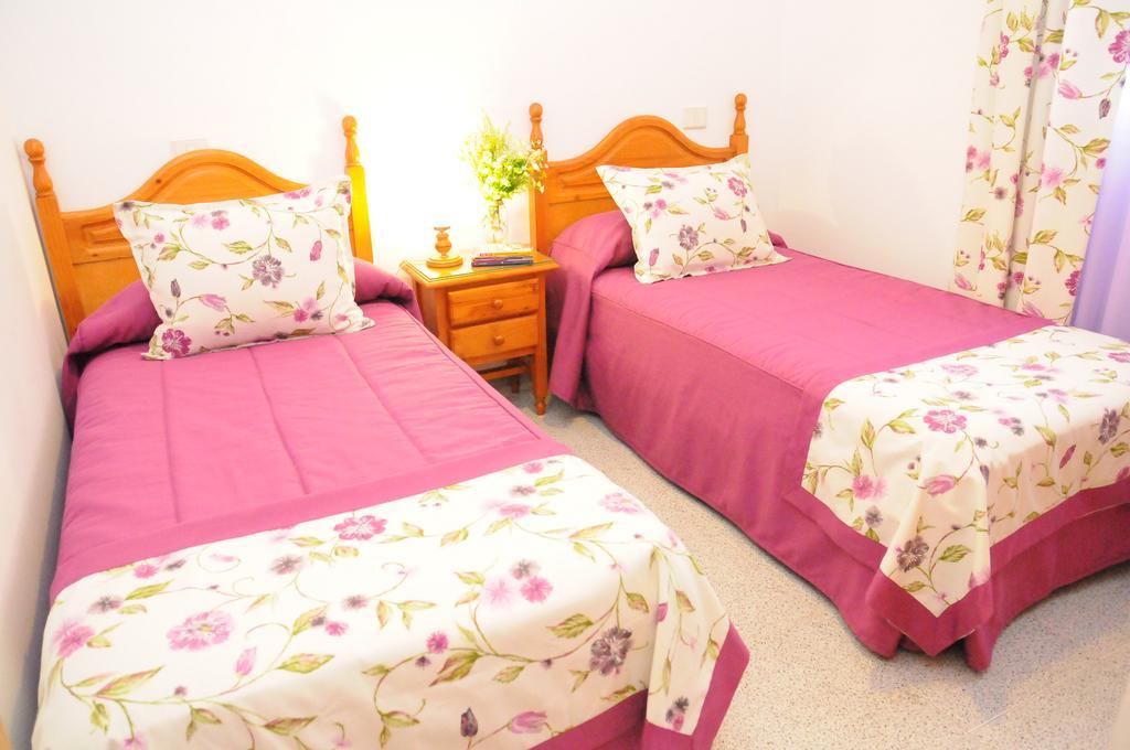 Emycanarias Holiday Homes Vecindario مْبيسينداريو المظهر الخارجي الصورة